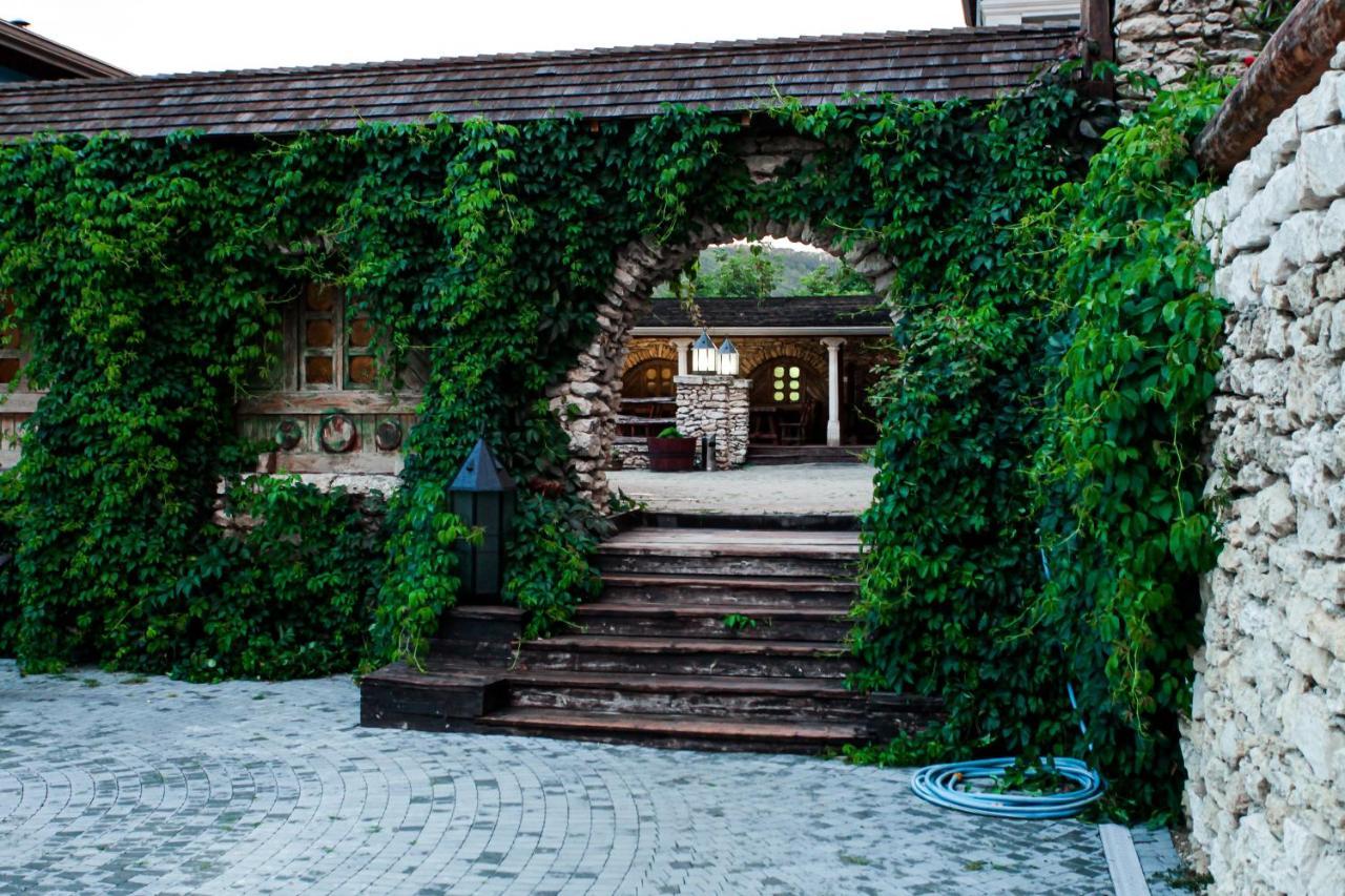 Vila Etnica Trebujeni Exterior photo